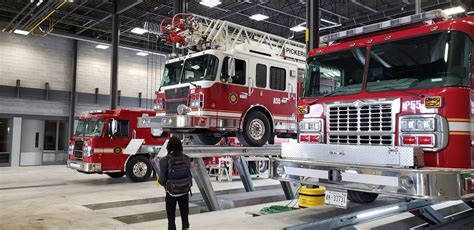 city of pickering employment.